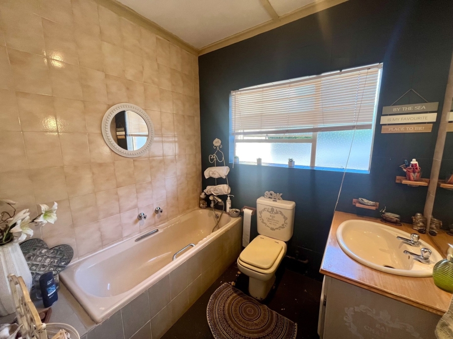 3 Bedroom Property for Sale in Doringkruin North West